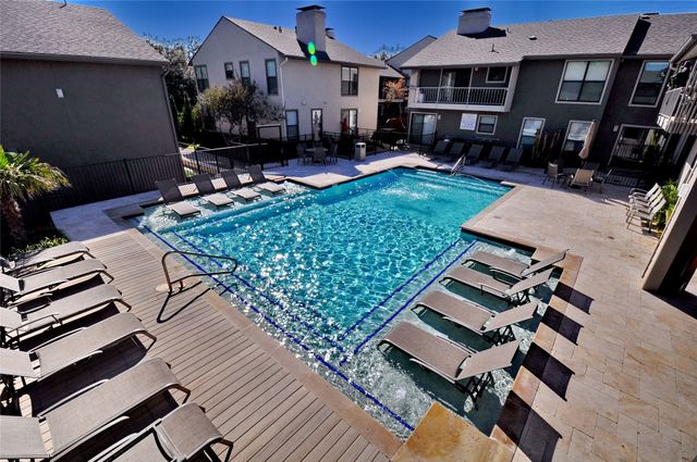 5909 Birchbrook Drive 208, Dallas, TX 75206