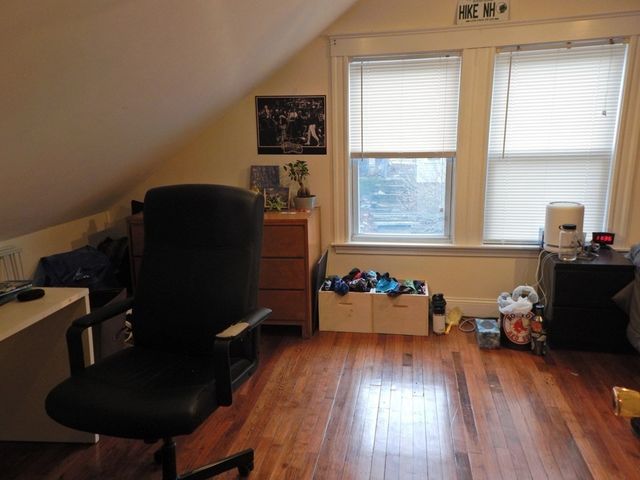 18 Stockwell St 18, Boston, MA 02120