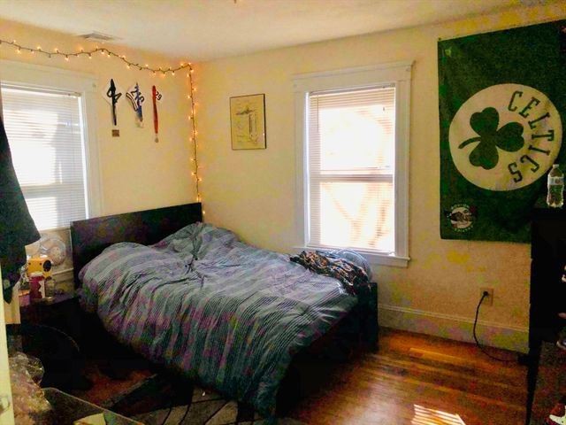 18 Stockwell St 18, Boston, MA 02120