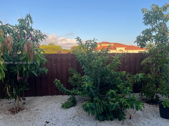 2510 NE 41st Ave, Homestead, FL 33033