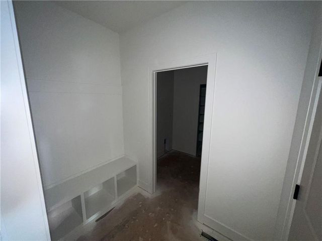 11808 E 231st Street, Peculiar, MO 64078