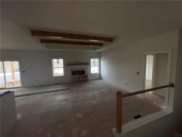 11808 E 231st Street, Peculiar, MO 64078