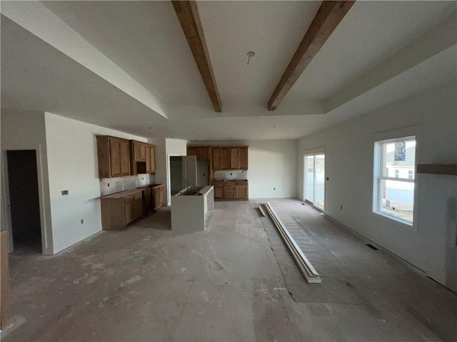 11808 E 231st Street, Peculiar, MO 64078