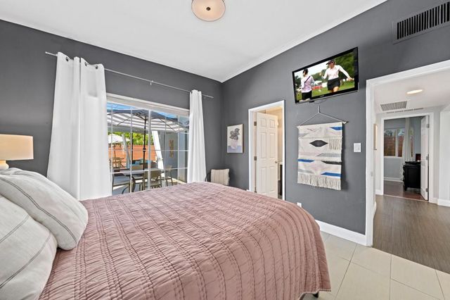 515 N Calle Marcus, Palm Springs, CA 92262