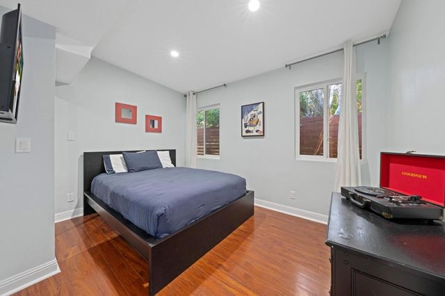 515 N Calle Marcus, Palm Springs, CA 92262