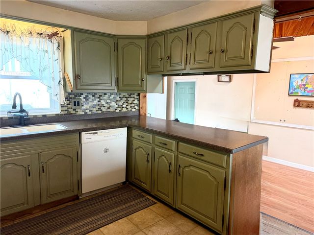 52 Duchess Road, Cumberland, RI 02864