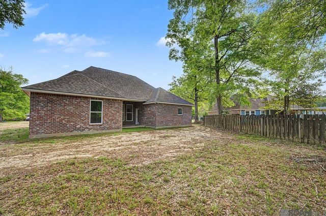 21036 April Ln, Livingston, LA 70754