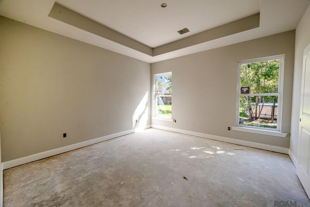 21036 April Ln, Livingston, LA 70754