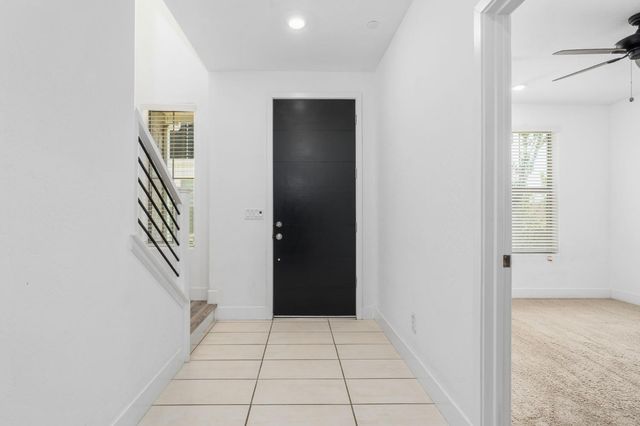 2739 E Tamarind Drive, Fresno, CA 93730