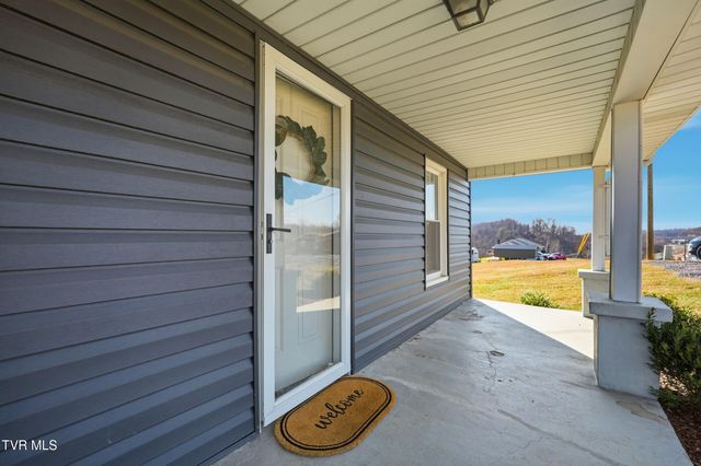1501 Ben Gamble Road, Jonesborough, TN 37659