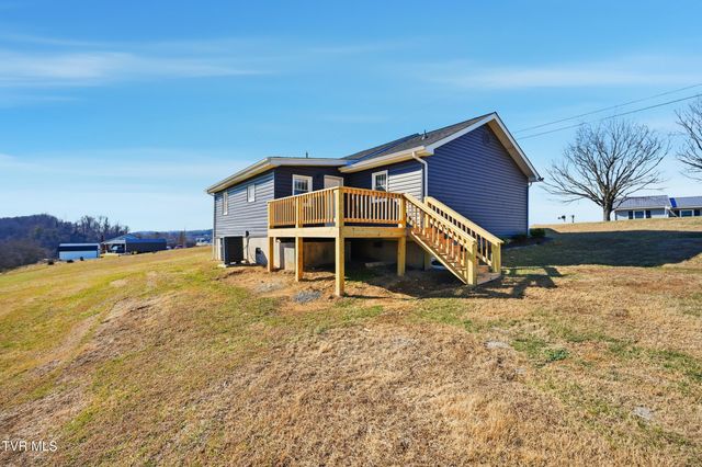 1501 Ben Gamble Road, Jonesborough, TN 37659