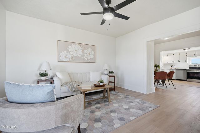 1501 Ben Gamble Road, Jonesborough, TN 37659