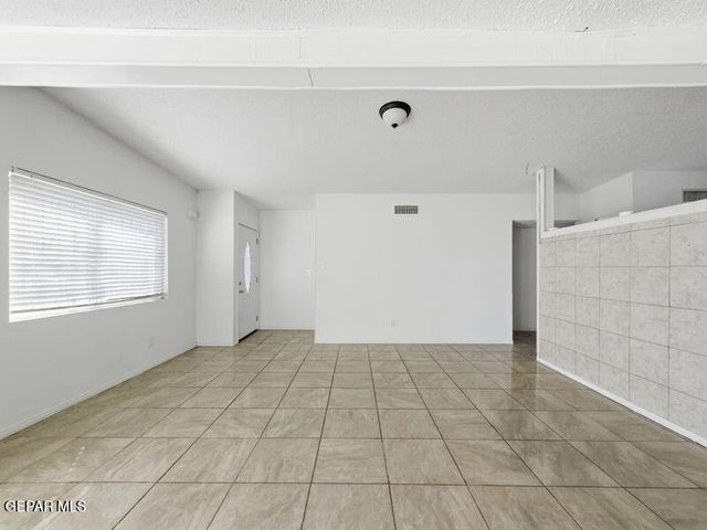 10641 CARDIGAN Drive, El Paso, TX 79935