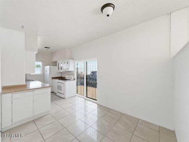 10641 CARDIGAN Drive, El Paso, TX 79935