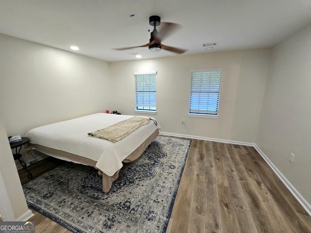 100 Hunters Glen, Fayetteville, GA 30215