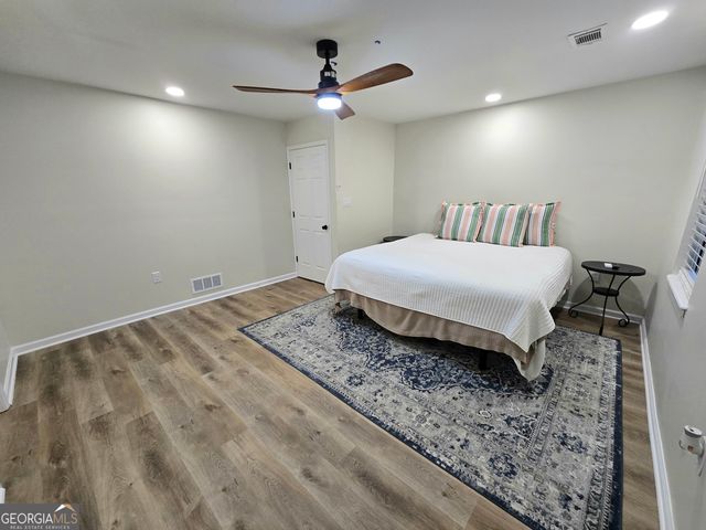 100 Hunters Glen, Fayetteville, GA 30215