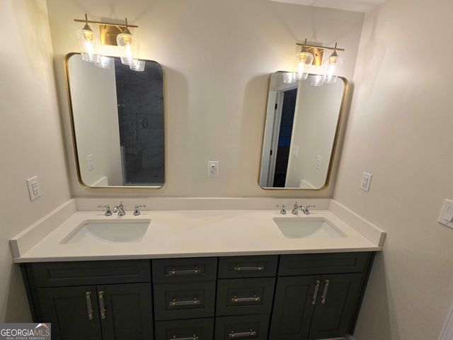100 Hunters Glen, Fayetteville, GA 30215