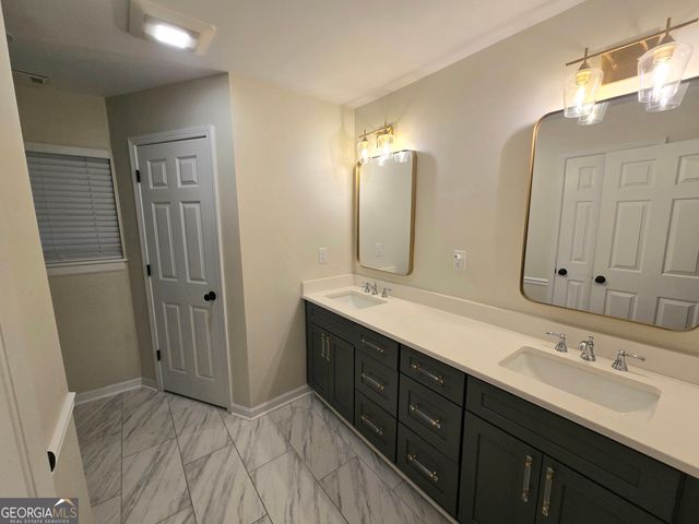 100 Hunters Glen, Fayetteville, GA 30215