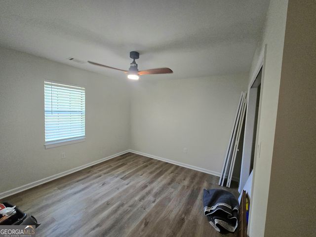 100 Hunters Glen, Fayetteville, GA 30215