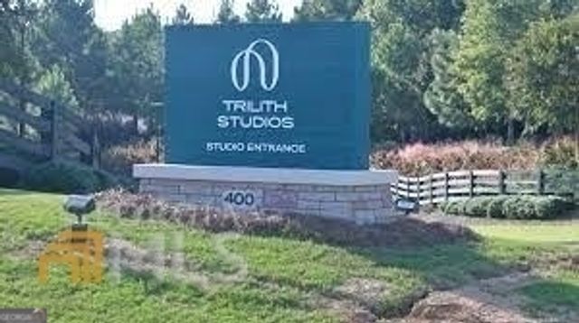 100 Hunters Glen, Fayetteville, GA 30215