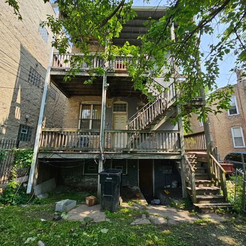 3931 W Lexington Street, Chicago, IL 60624