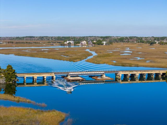 538 Towles Crossing Drive, Johns Island, SC 29455