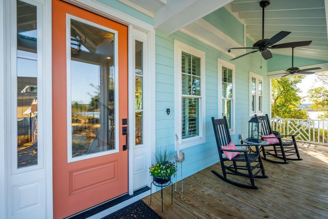 538 Towles Crossing Drive, Johns Island, SC 29455