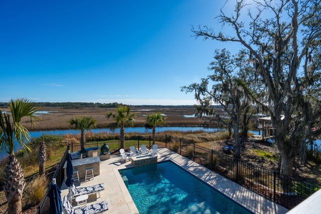 538 Towles Crossing Drive, Johns Island, SC 29455