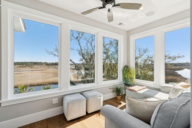 538 Towles Crossing Drive, Johns Island, SC 29455