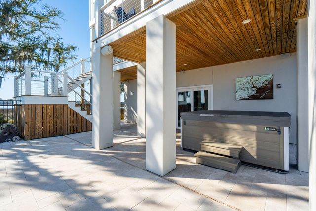 538 Towles Crossing Drive, Johns Island, SC 29455