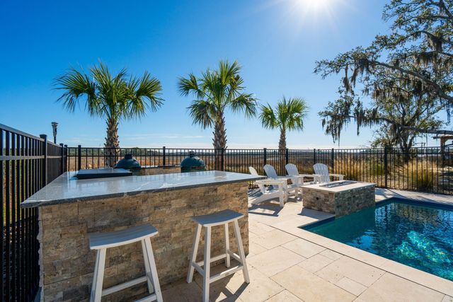 538 Towles Crossing Drive, Johns Island, SC 29455