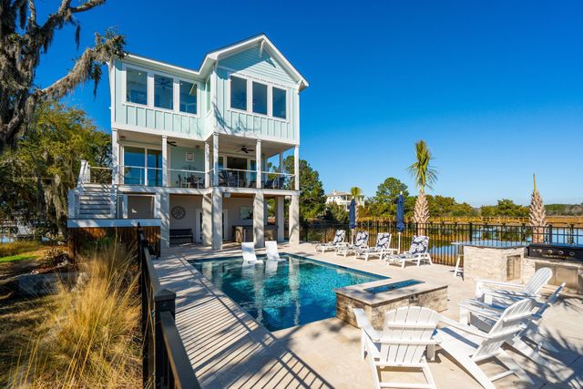 538 Towles Crossing Drive, Johns Island, SC 29455