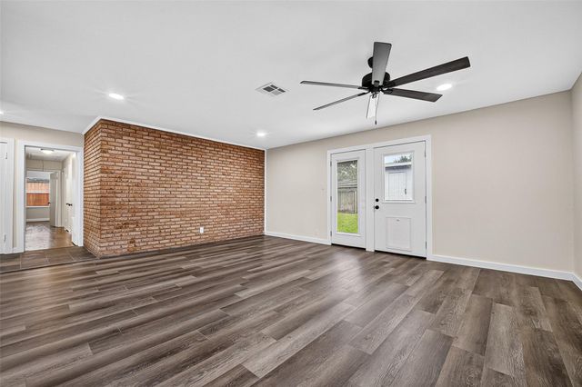 4421 Waycross Drive, Houston, TX 77035