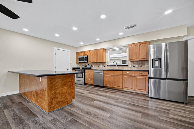 4421 Waycross Drive, Houston, TX 77035