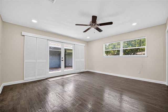 4421 Waycross Drive, Houston, TX 77035
