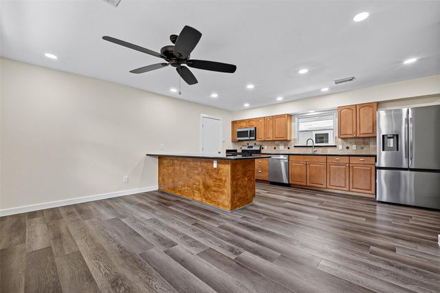 4421 Waycross Drive, Houston, TX 77035