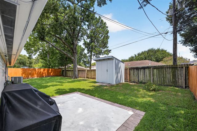 4421 Waycross Drive, Houston, TX 77035