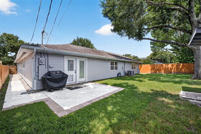 4421 Waycross Drive, Houston, TX 77035
