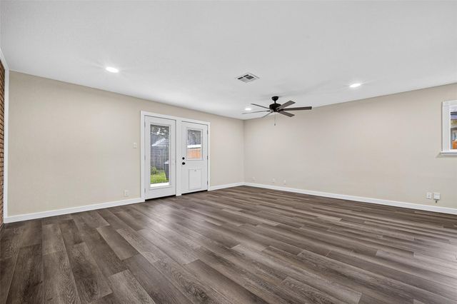 4421 Waycross Drive, Houston, TX 77035