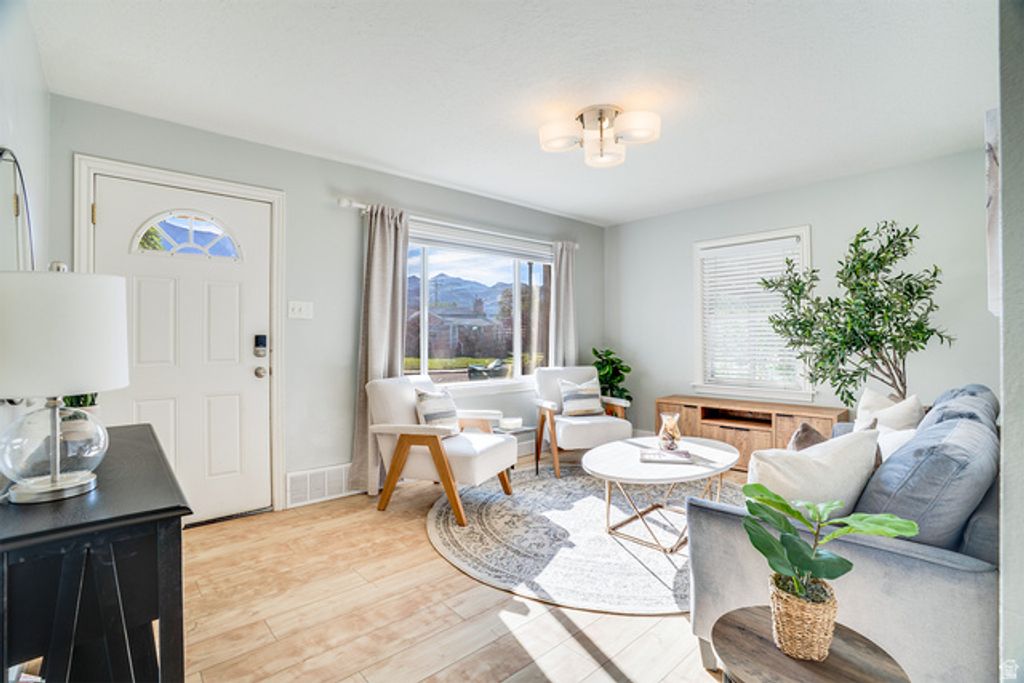 843 N 75 E, Orem, UT 84057 — photo 4