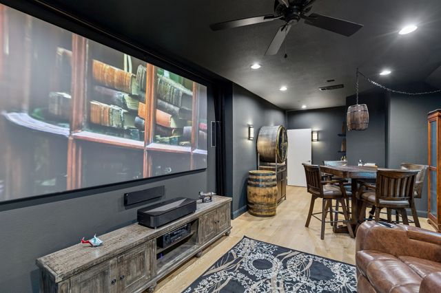 2706 Shady Hill Court, Grapevine, TX 76051