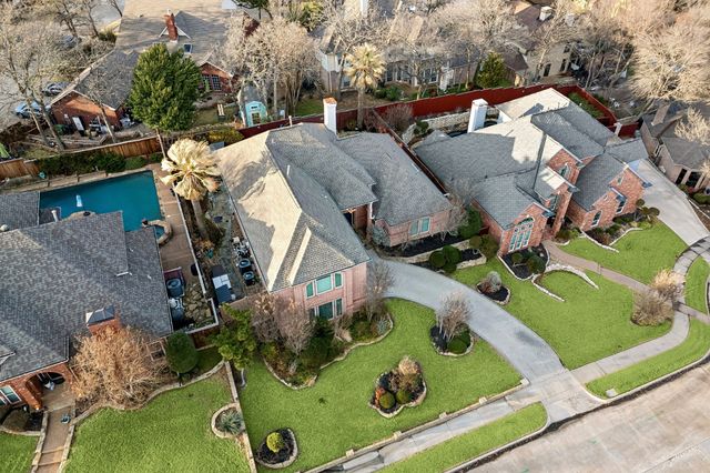 2706 Shady Hill Court, Grapevine, TX 76051