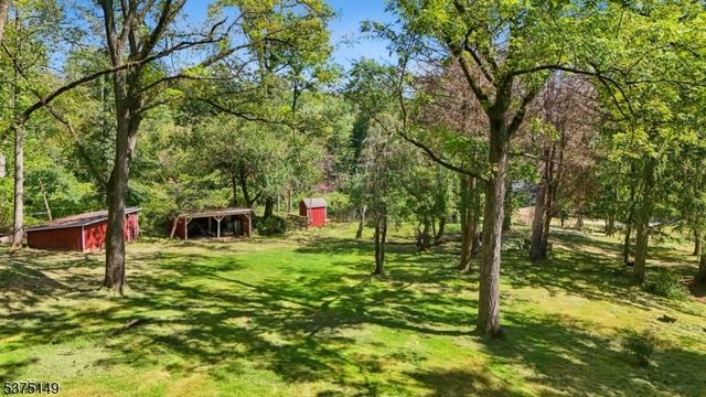 101 Dreahook Rd, Readington Twp., NJ 08833