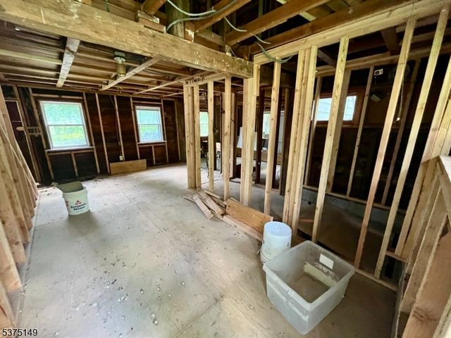 101 Dreahook Rd, Readington Twp., NJ 08833