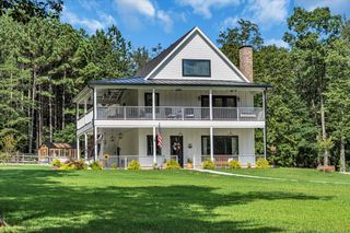 415 River Bluffs Drive, Jasper, TN 37347