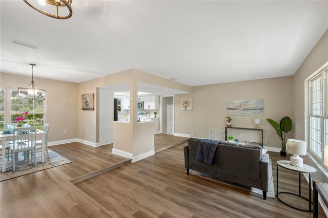 122 WINDY PLACE, Brandon, FL 33511