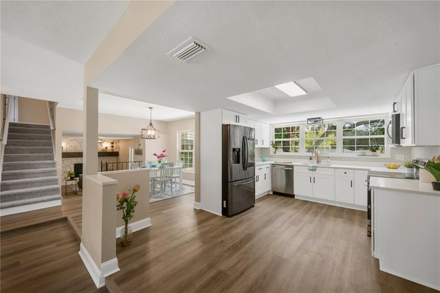 122 WINDY PLACE, Brandon, FL 33511