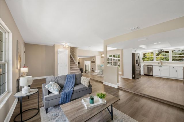 122 WINDY PLACE, Brandon, FL 33511
