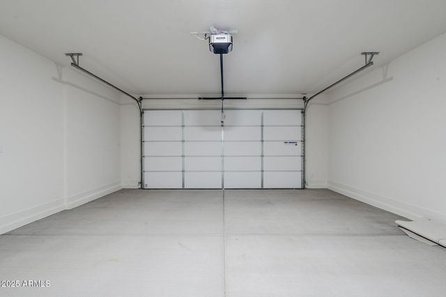 11996 N Luckenbach Street, Surprise, AZ 85388