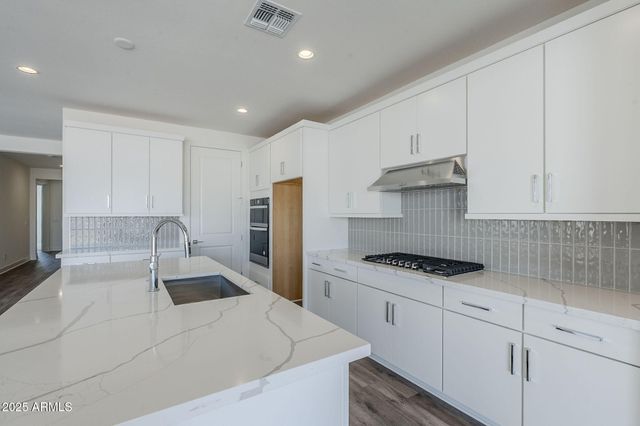 11996 N Luckenbach Street, Surprise, AZ 85388